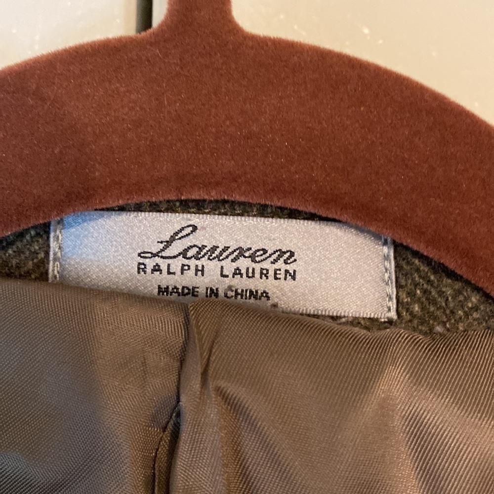 Sport Jacket - Picture 3 of 8
